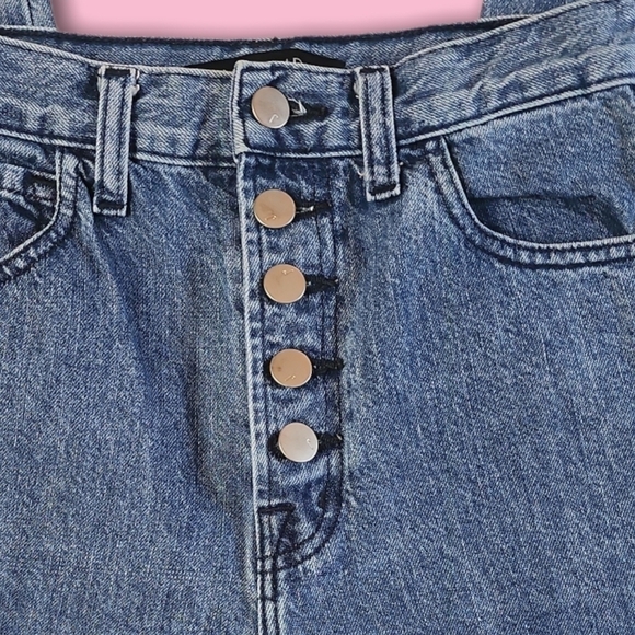 J Brand High Rise Button Fly Cropped Ankle Mom Jeans - Picture 5 of 8